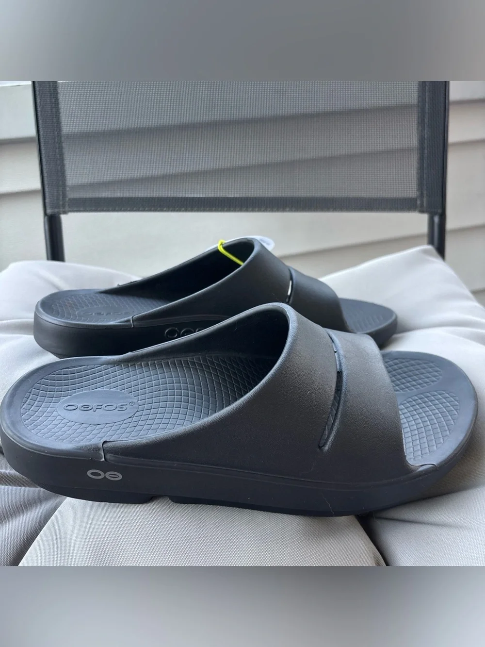 OOFOS OOAHH Slides Black Size 9 Mens Or 11 Woman’s
